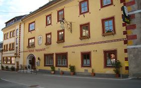Hotel Neuwirt